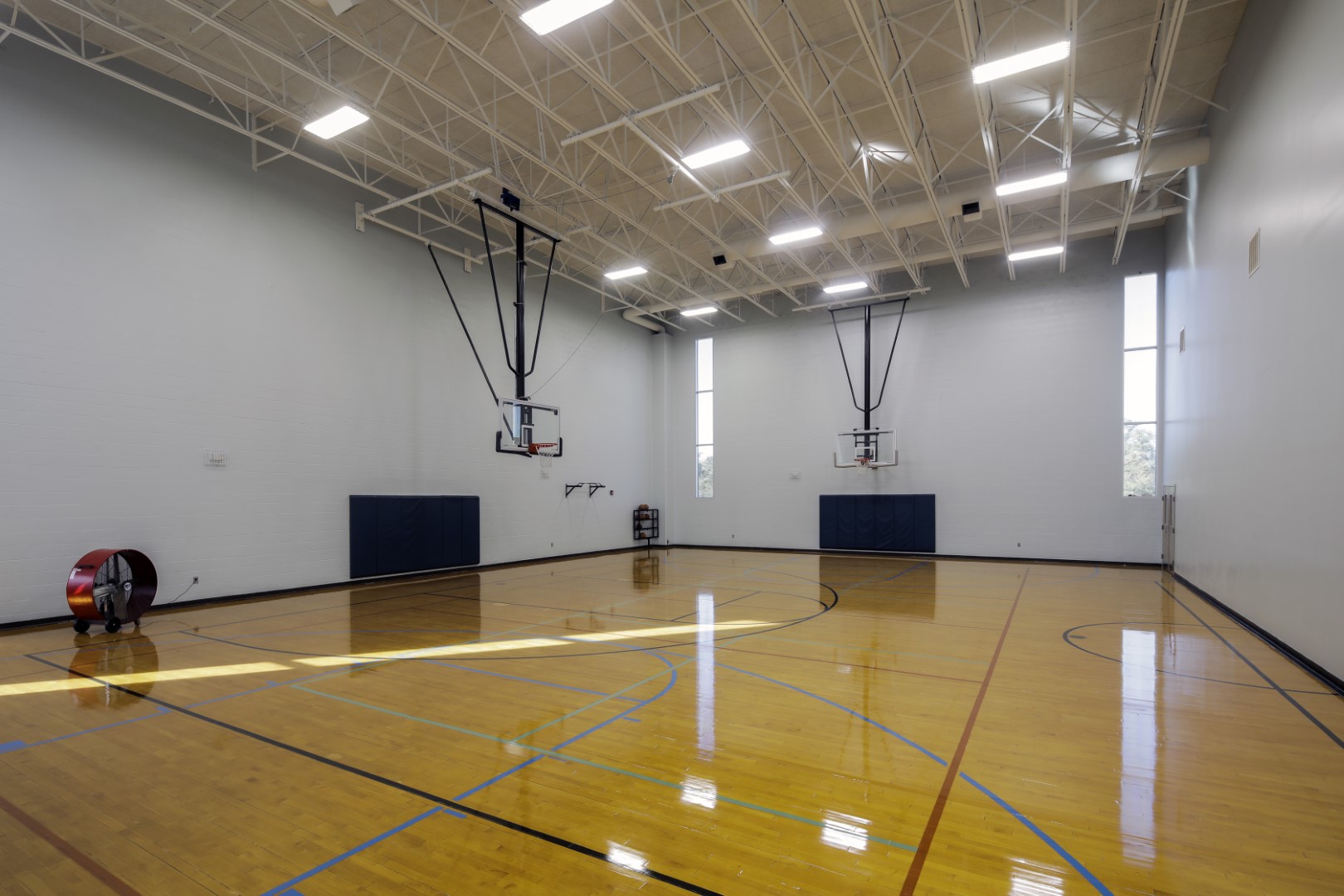 YMCA Louisville Oldham County branch basketball court