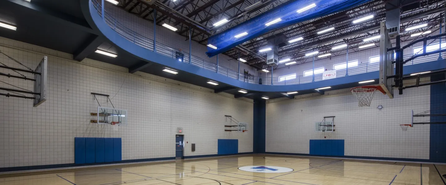 YMCA Louisville Downtown branch basketball court