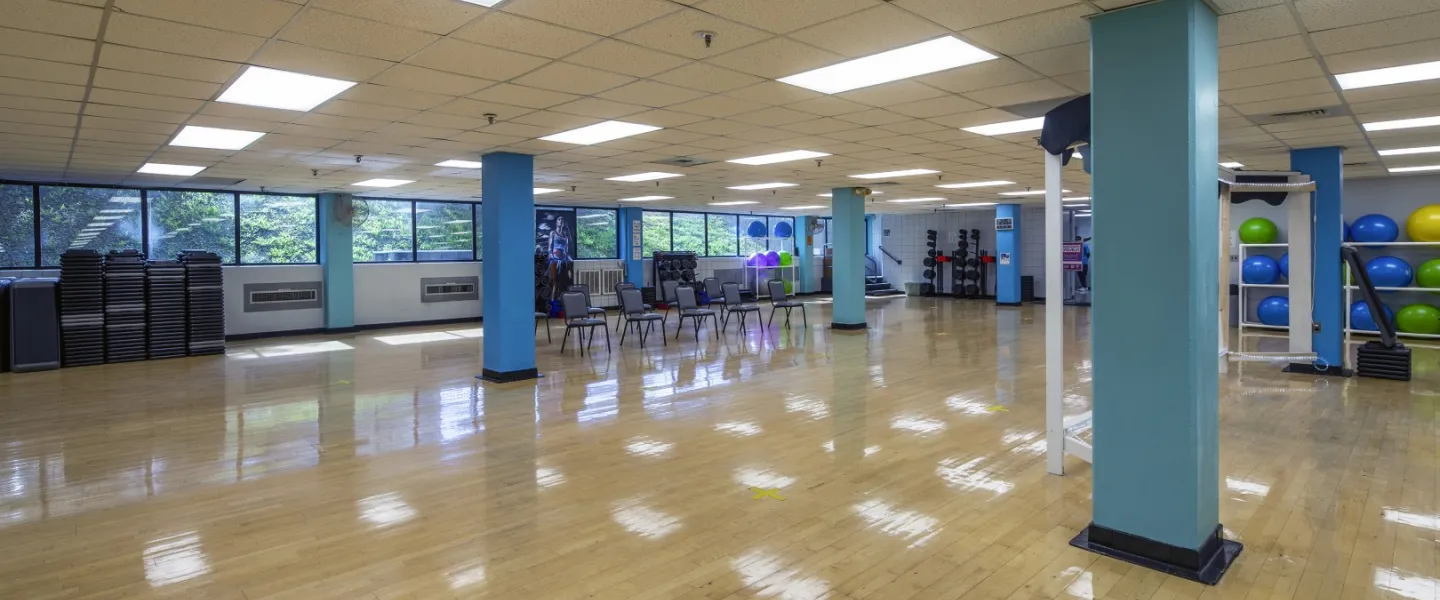 YMCA Louisville Downtown branch group fitness room